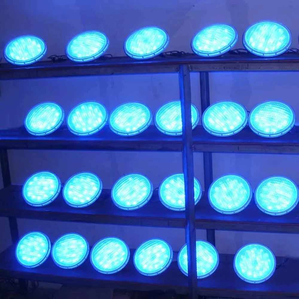 Xy Spa & Wellness Reviews - Lampe submersible PAR36 à LED PAR36,